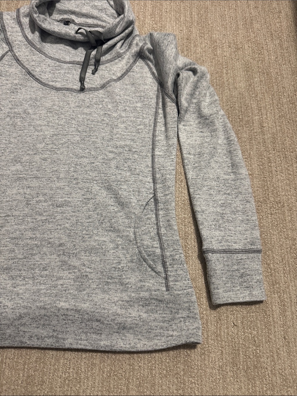 Kuhl Women's M Lea Pullover Gray Cowl Neck Drawstring Kangaroo Pocket Outdoor - Picture 2 of 10